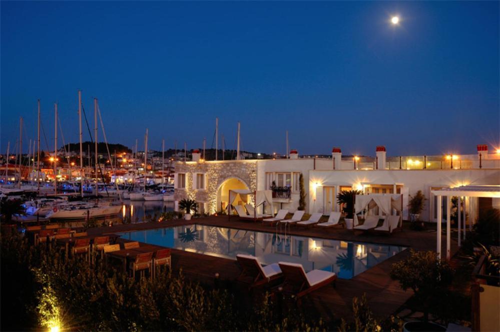 Cesme Marina Konukevi Bagian luar foto